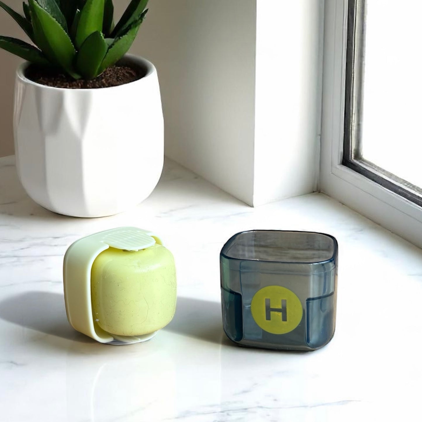 Mini Dérouleur Anti-Poils Réutilisable – Retire Poils & Peluches sur Textiles